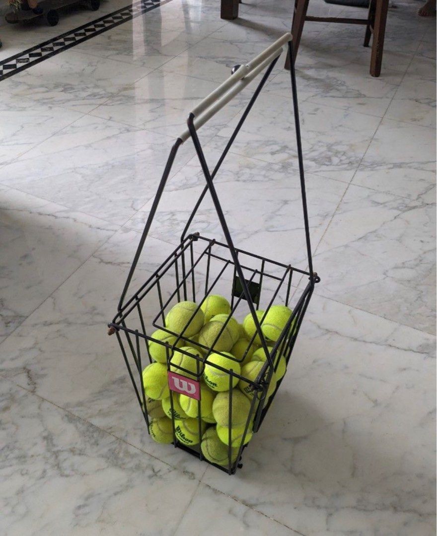 WILSON Tennis Ball Pickup Hopper, Sports Equipment, Sports & Games