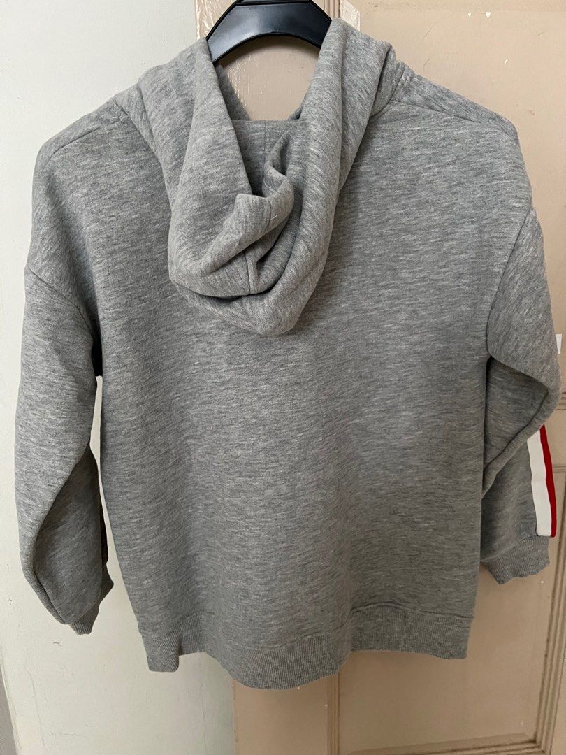 Zara hoodie, Women's Fashion, Coats, Jackets and Outerwear on Carousell