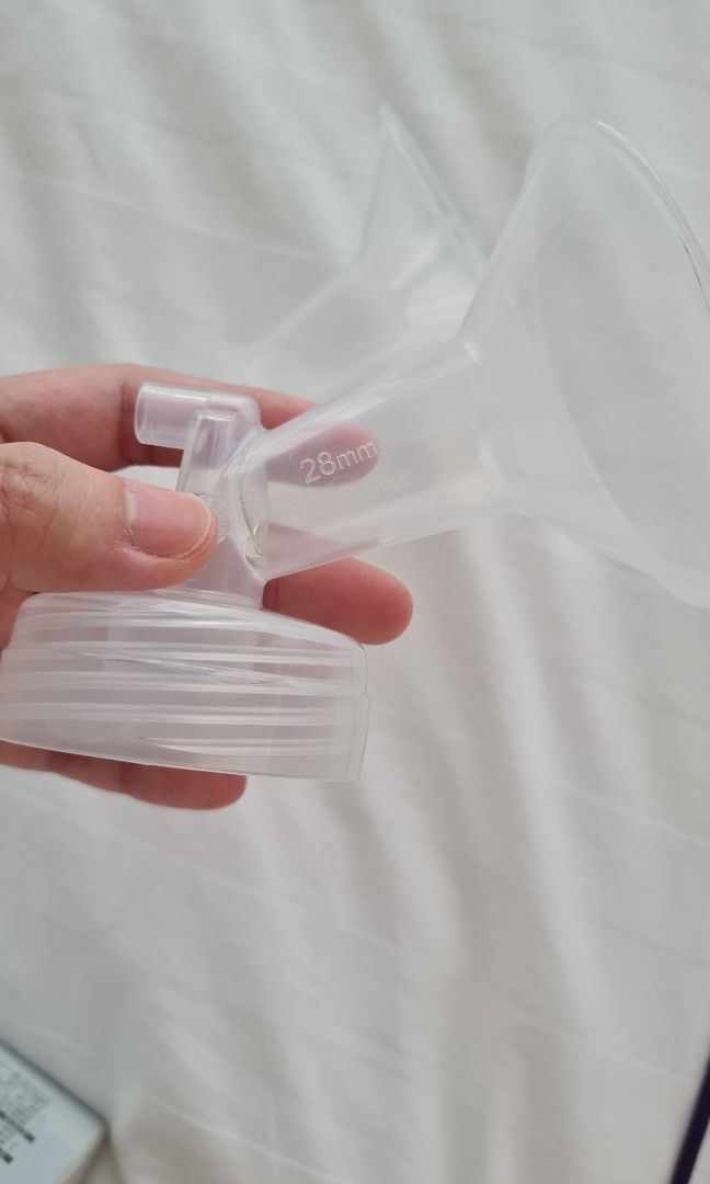 2pcs Original Spectra Breast Shields 28mm, Babies & Kids, Nursing