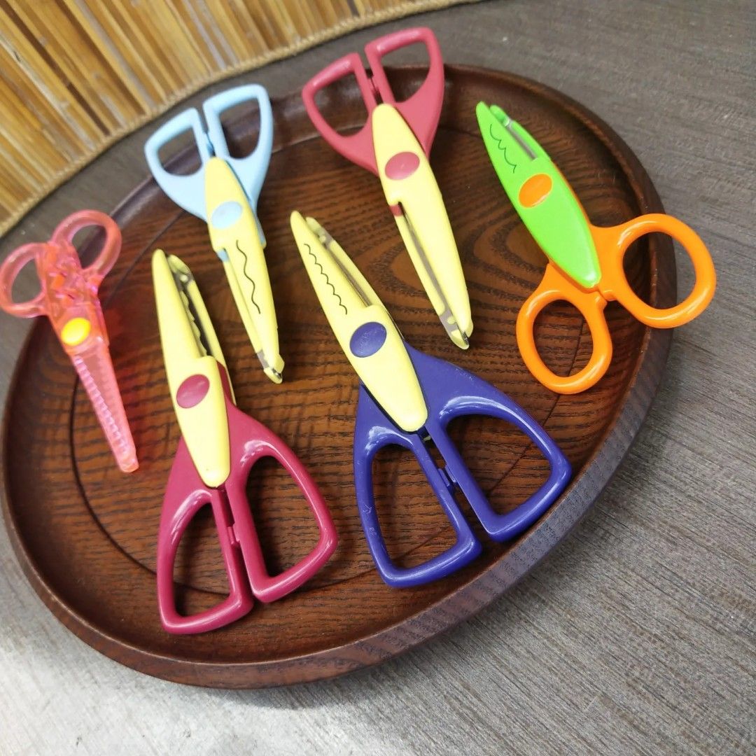 6 Assorted Art Scissors, Hobbies & Toys, Stationary & Craft, Other