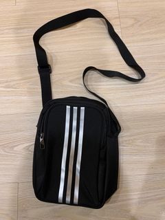 愛迪達 小包
