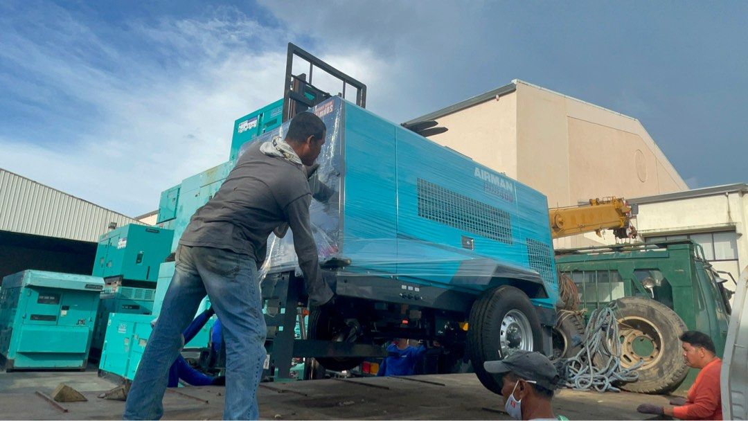 Airman 400 cfm Brand New unit, Commercial & Industrial, Industrial