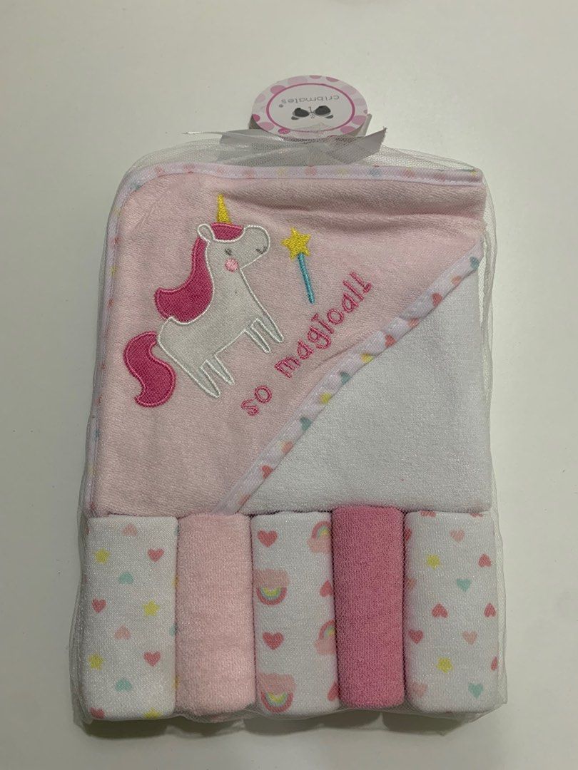 Baby Towel & Wash Cloth Set (Category: Other Baby Bathing & Changing Needs) located in Pasig City. Submitted by vestidosetcetera (Listing ID 1210364384, Image 2). Description: Baby Towel & Wash Cloth Set (1Towel,5washcloth) ₱279.00 📐Towel: 75x75cm 📐Washcloth: 20x20cm 📌70% Cotton 30% Polyester.