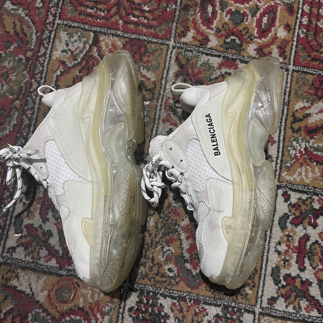 balenciaga triple s 37