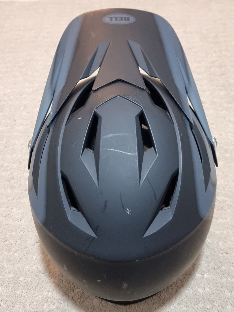 bell sanction helmet youth