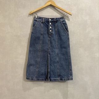 Betshka Skirt