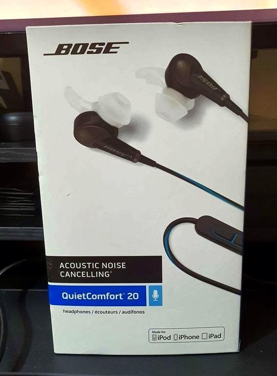 Bose QuietComfort 20 Active Noise Cancelling In ear Headphone