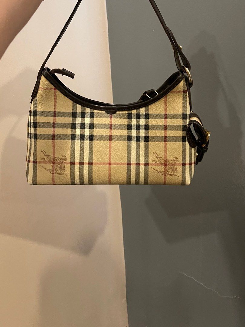 Sale! Rare Burberry Columbus Haymarket Small Check Baguette , Women's  Fashion, Bags & Wallets, Shoulder Bags on Carousell