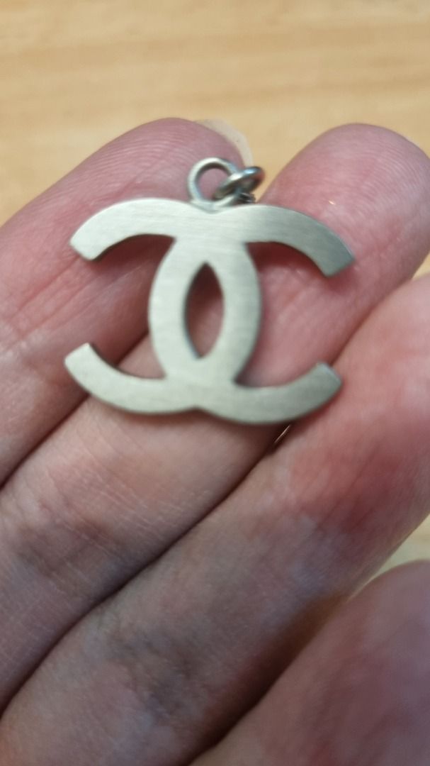 Chanel light gold necklace, Luxury, Accessories on Carousell