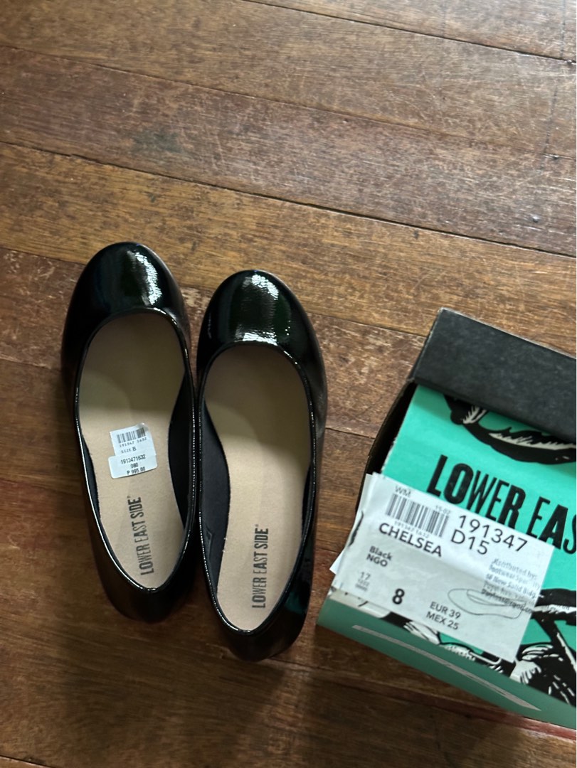 Chelsea Payless Lower East Side, Women's Fashion, Footwear, Flats