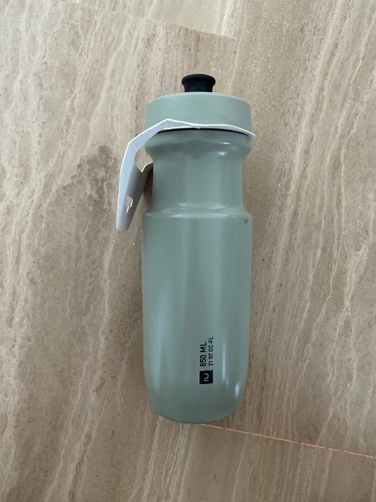 Decathlon water bottle 650ml, Furniture & Home Living, Kitchenware