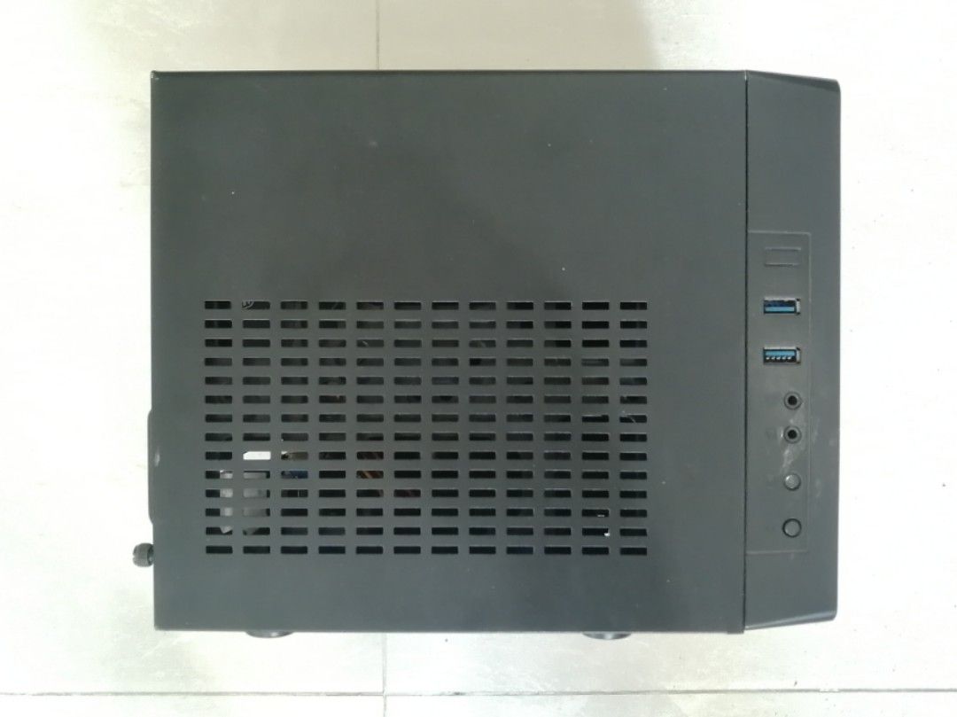 Desktop computer pc with motherboard and psu cooler master no cpu no ...