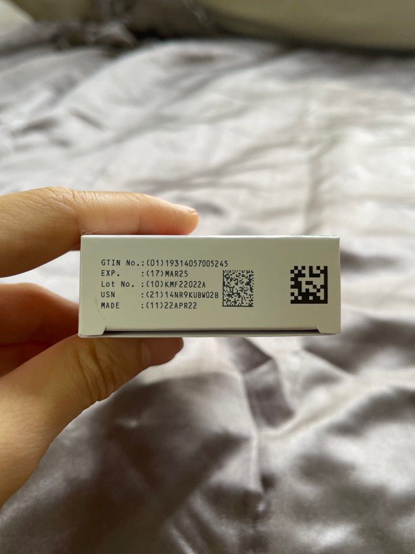Difflam Lozenges Mint (Category: Other Food & Drinks) located in Singapore. Submitted by adelinerose (Listing ID 1210251269, Image 2). Description: Mint flavoured Exp date: Mar 2025.