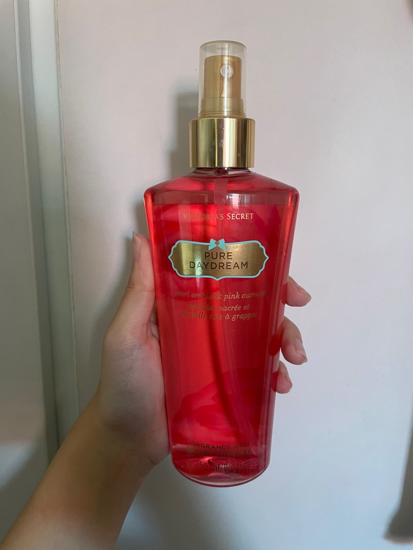 Discontinued] Victoria'S Secret Pure Daydream Body Mist, Beauty & Personal  Care, Fragrance & Deodorants On Carousell