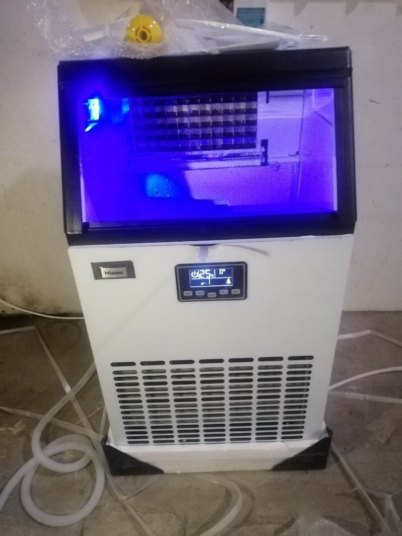 EPA-79 COMMERCIAL ICE MAKER (Category: Refrigerators and Freezers) located in Caloocan City. Submitted by Dominic288 (Listing ID 1210260047, Image 1). Description: COMMERCIAL ICE MAKER MACHINE Also available in 55kg/68kg ice cubes per day！ SPECIFICATIONS: Capacity: 80KG Per DAY 8MINUTES create an ICE :45 Pcs An Hour: 2-3kg ice Weight: 28kg Dimensions: Height-82 ,Width-50cm, height: 79.8cm VOLTZ:220V POWER: 300Watts COLOR : WHITE -brand new with g