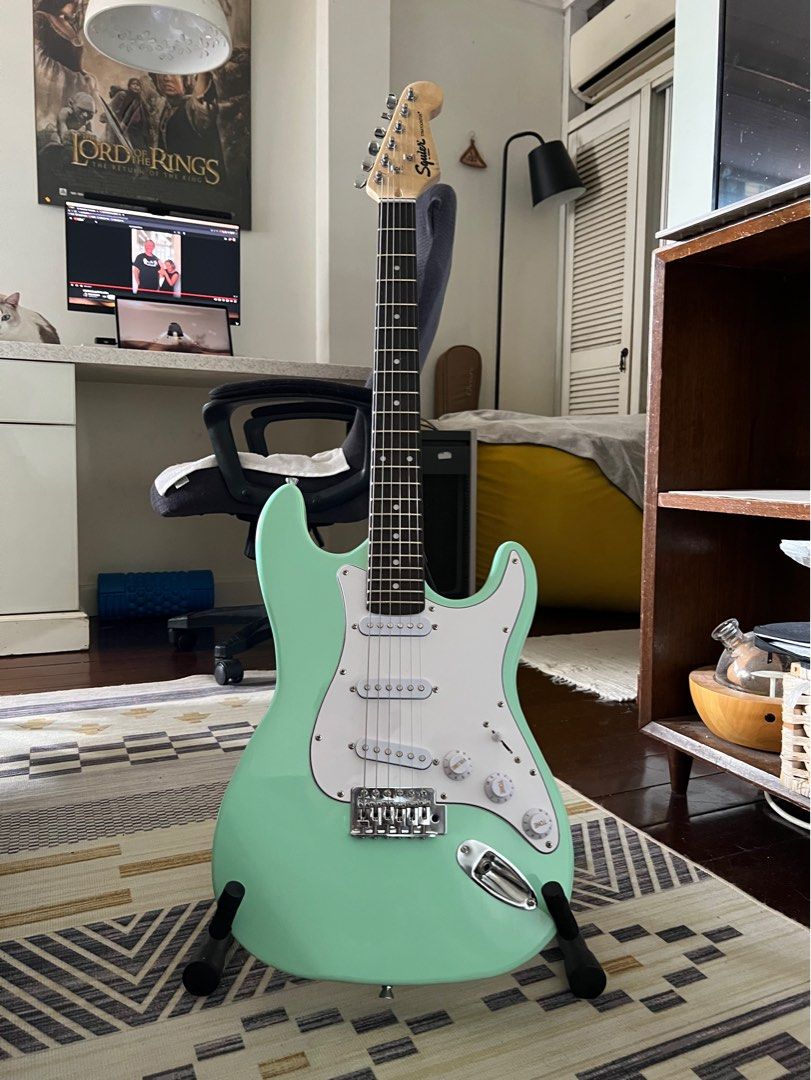Fender Squier Stratocaster, Hobbies & Toys, Music & Media, Musical ...