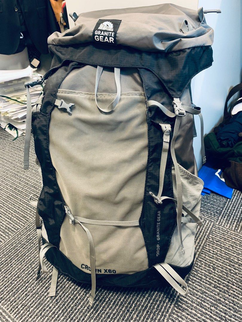 1.1kg Granite gear mass drop crown 60L ultralight
