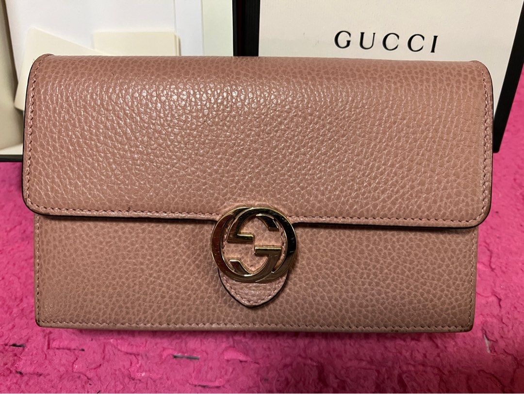 Gucci g 2025 lock woc