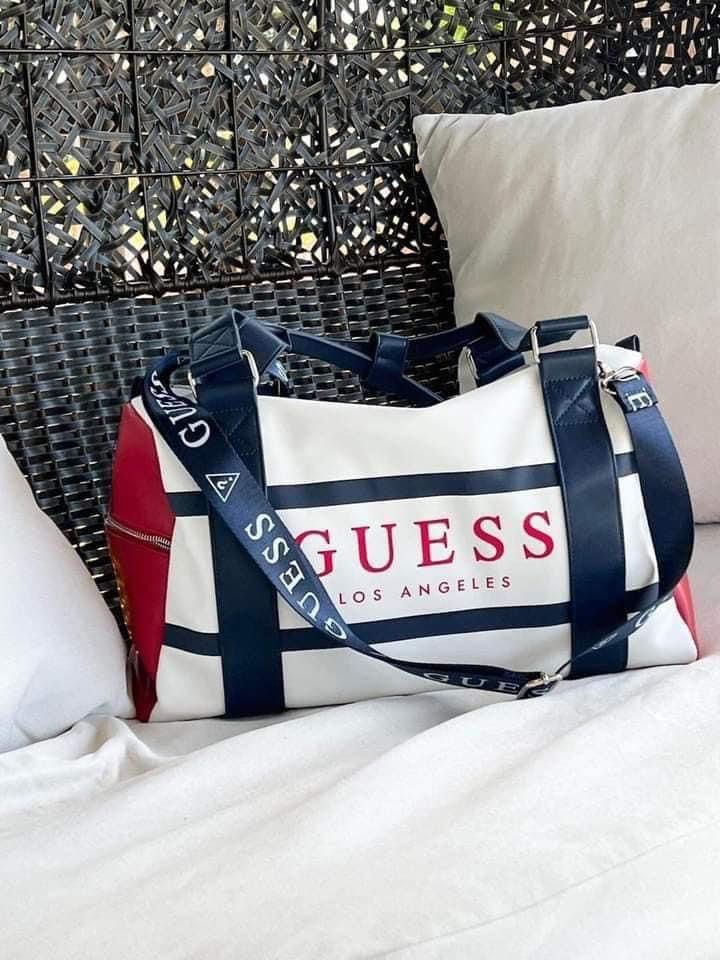Guess gym bag travel bag Women s Fashion Bags Wallets Beach