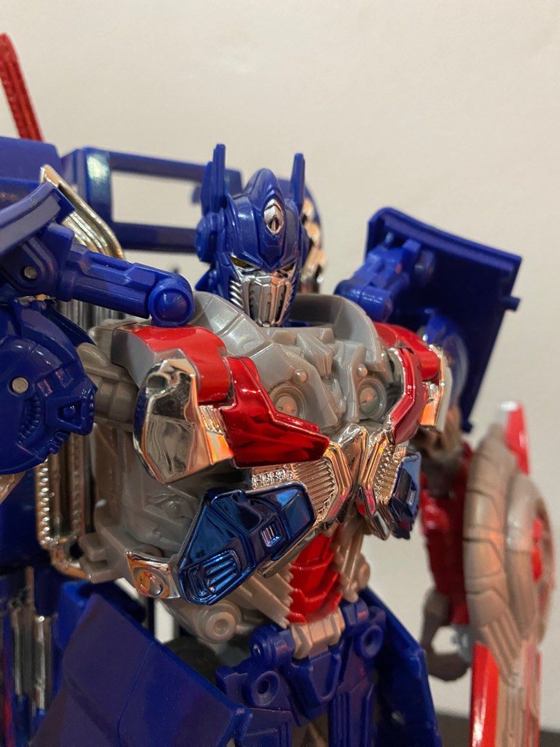 Hasbro Transformers 4 Age of Extinction Leader Class Optimus Prime