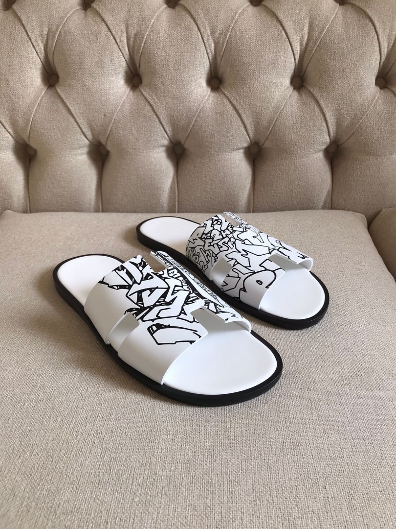 Hermes Izmir Man Sandals With Db Box White Motif 43 Fesyen Pria Sepatu Sandal Di Carousell 