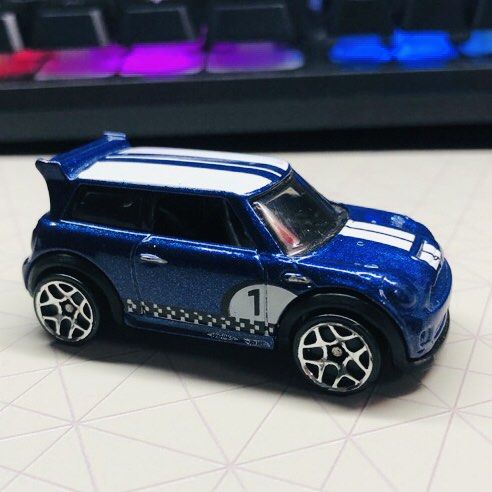 🔥🇺🇸美版💫初版🔥Hot Wheels Hotwheels 2011 New Models Mini