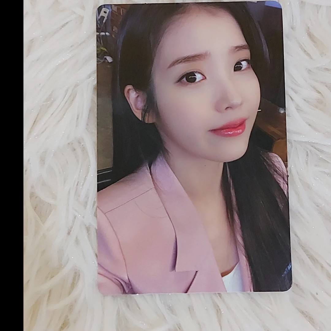 IU photocard, Hobbies & Toys, Memorabilia & Collectibles, K-Wave on ...