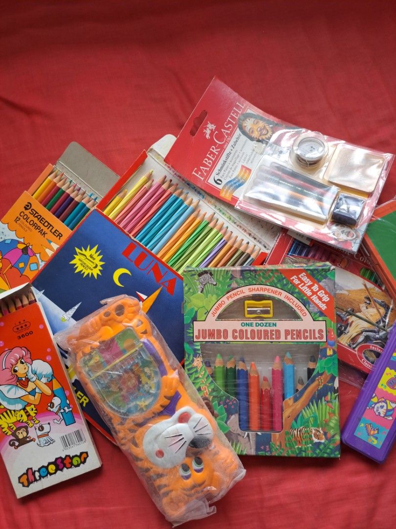 Learning tools . (Category: Kids' Tables & Chairs) located in Singapore. Submitted by hs_chan (Listing ID 1210241716, Image 2). Description: In Good condition.. $ 20 for picture 1 and 2 and 3 and 4 and 5 ..