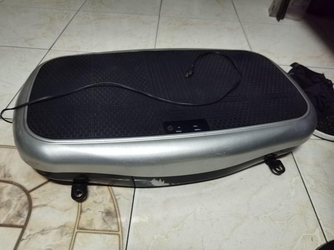 Lifefit Vibration board (Category: Rehabilitative Devices) located in Guagua. Submitted by goodbuysathome (Listing ID 1210339059, Image 2). Description: Original Lifefit vibration plate from Japan 110v Heavy duty and powerful vibration plate,mabigat po xa..