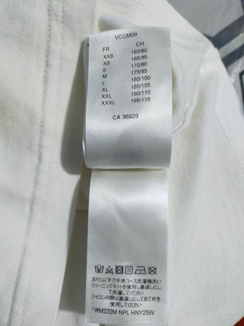 Louis Vuitton 3D LV Graffiti Embroidered Tee Shirt white Medium - BRAND NEW  ✓