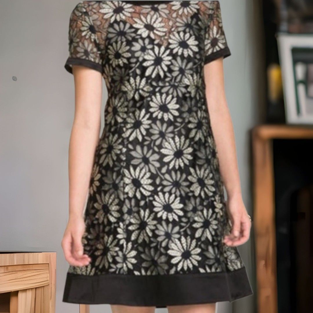 Marc by Marc Jacobs Daisy Lace 2 pc Cocktail Dinner Wedding Party Dress. Size XS
