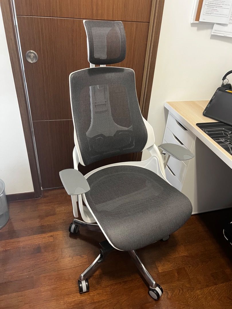 Merryfair ergonomic office chair, Furniture & Home Living, Furniture