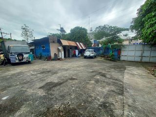 Mindanao Avenue Warehouse For Sale