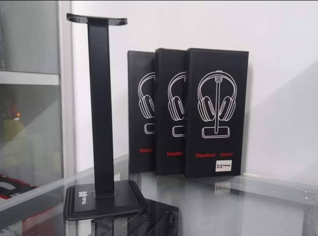 MMA headset stand (Category: Headphones & Headsets) located in Caloocan City. Submitted by arlinkPC (Listing ID 1210252351, Image 1). Description: MMA headset stand FOR MORE INQUIRIES JUST HIT US A MESSAGE OR VISIT OUR SHOP! WE HAVE LOOOOTS TO OFFER! ?? WE ACCEPT BULK ORDERS!! REACH US OUT: +639634935058 +639694903026 +639462439782.