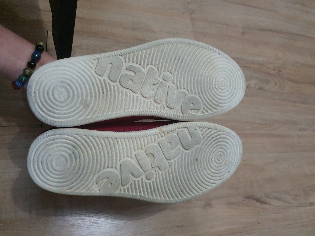 Native shoes, Women's Fashion, Footwear, Slippers and slides on Carousell