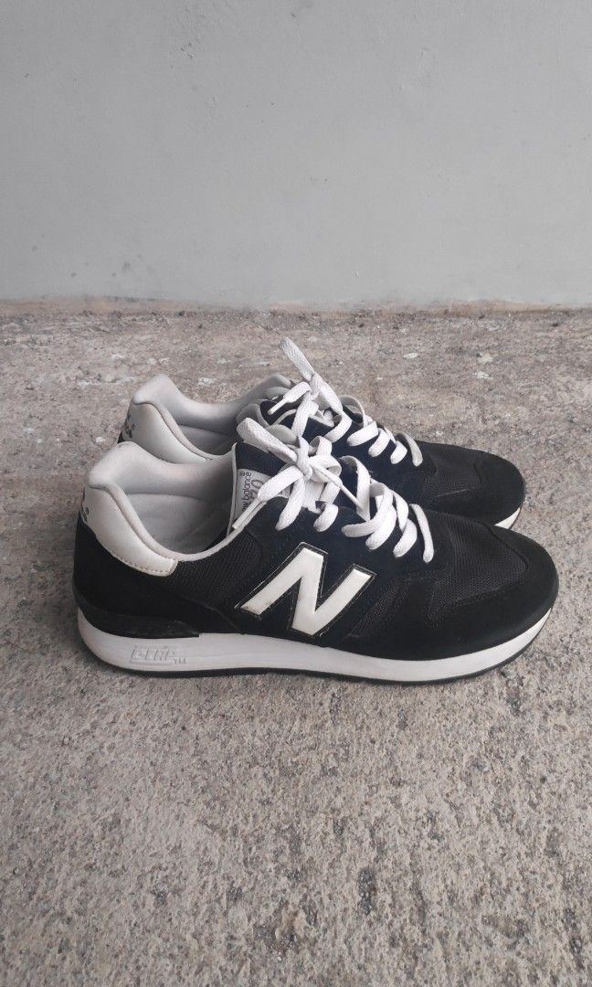 New Balance 670 black white 43