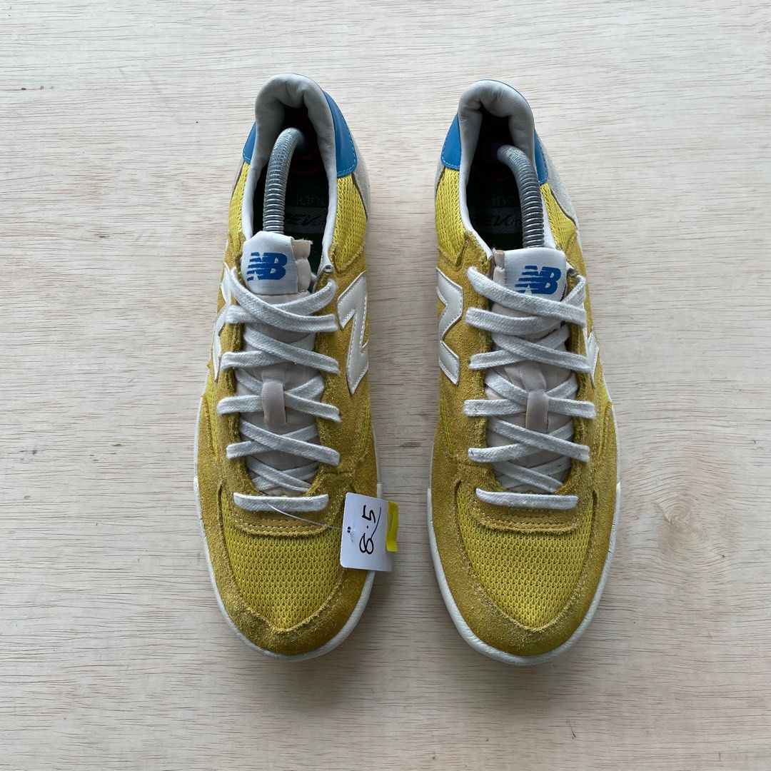 Light yellow hot sale new balance