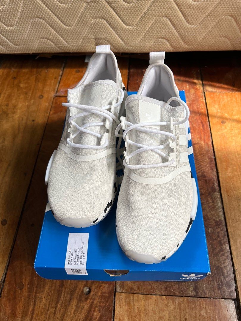 NMD R1 White Speckled Camo Sole, Men's Fashion, Footwear, Sneakers on  Carousell