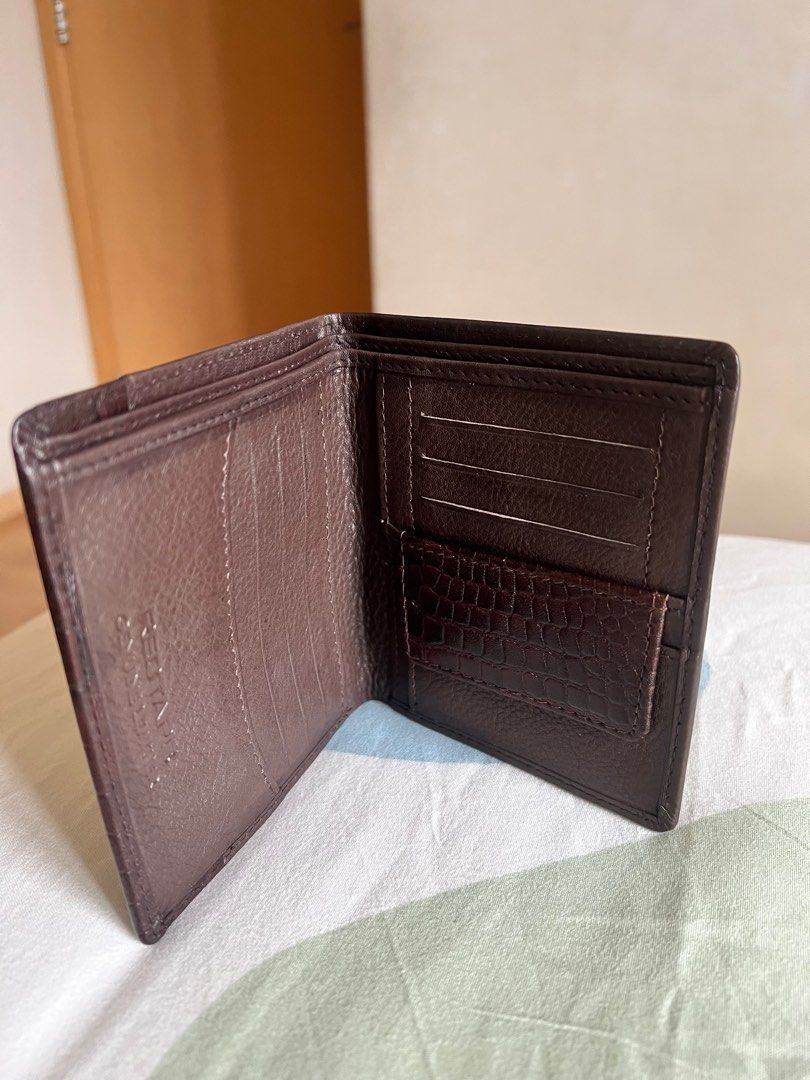 Red tape top mens wallet