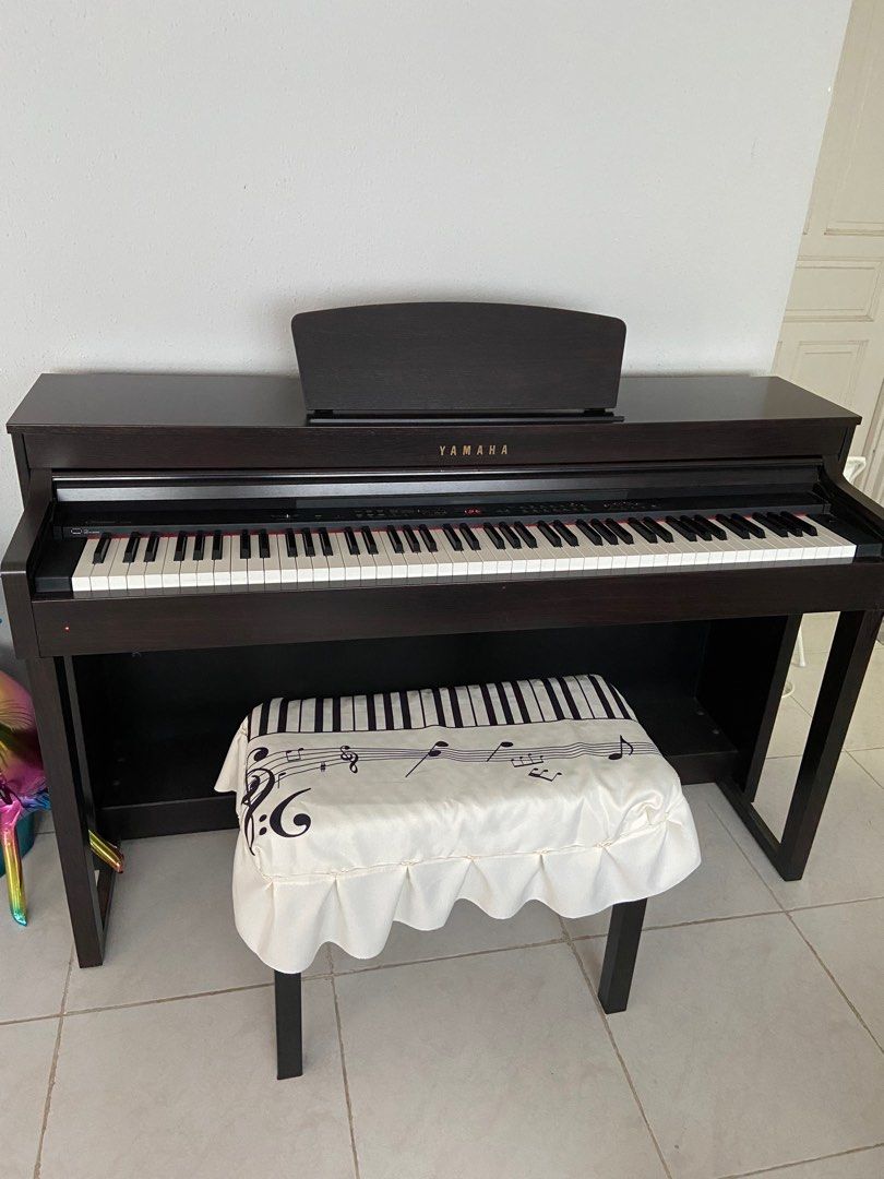 Piano Yamaha Clavinova CLP430, Hobbies & Toys, Music & Media, Musical