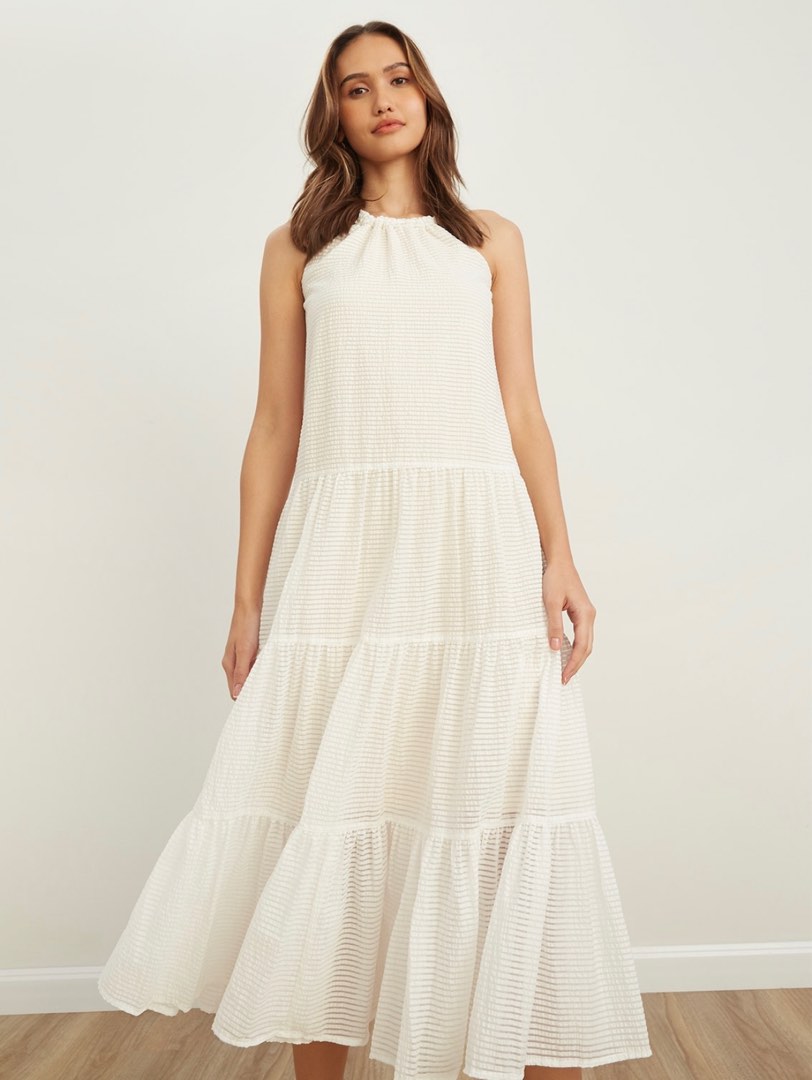 Pomelo Tiered Halter Maxi Dress, Women's Fashion, Dresses & Sets