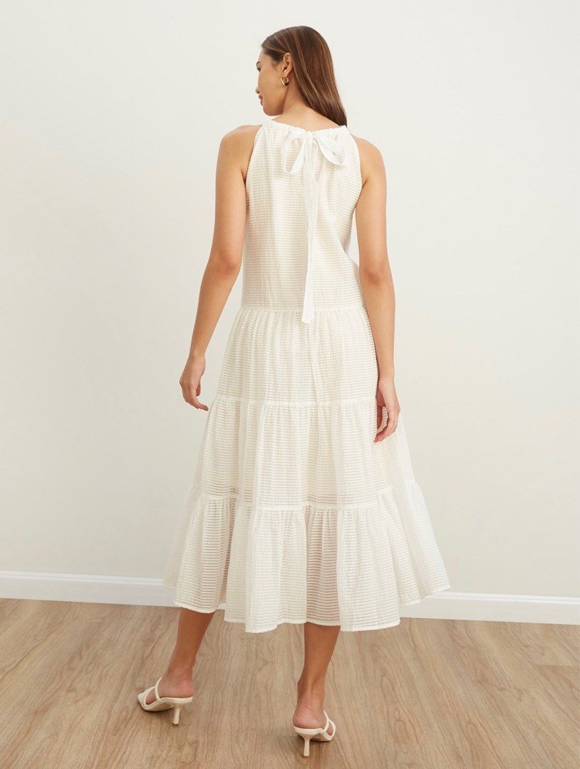 Pomelo Tiered Halter Maxi Dress, Women's Fashion, Dresses & Sets