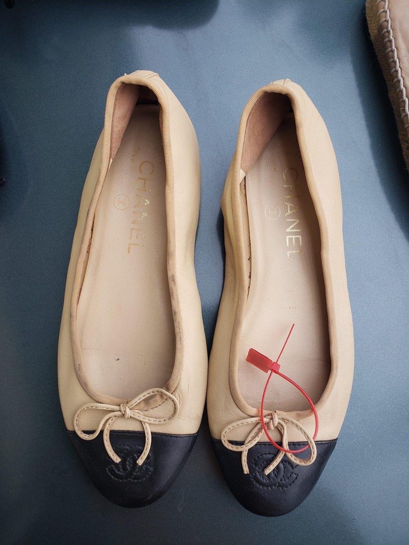Preloved Chanel Flat Shoes