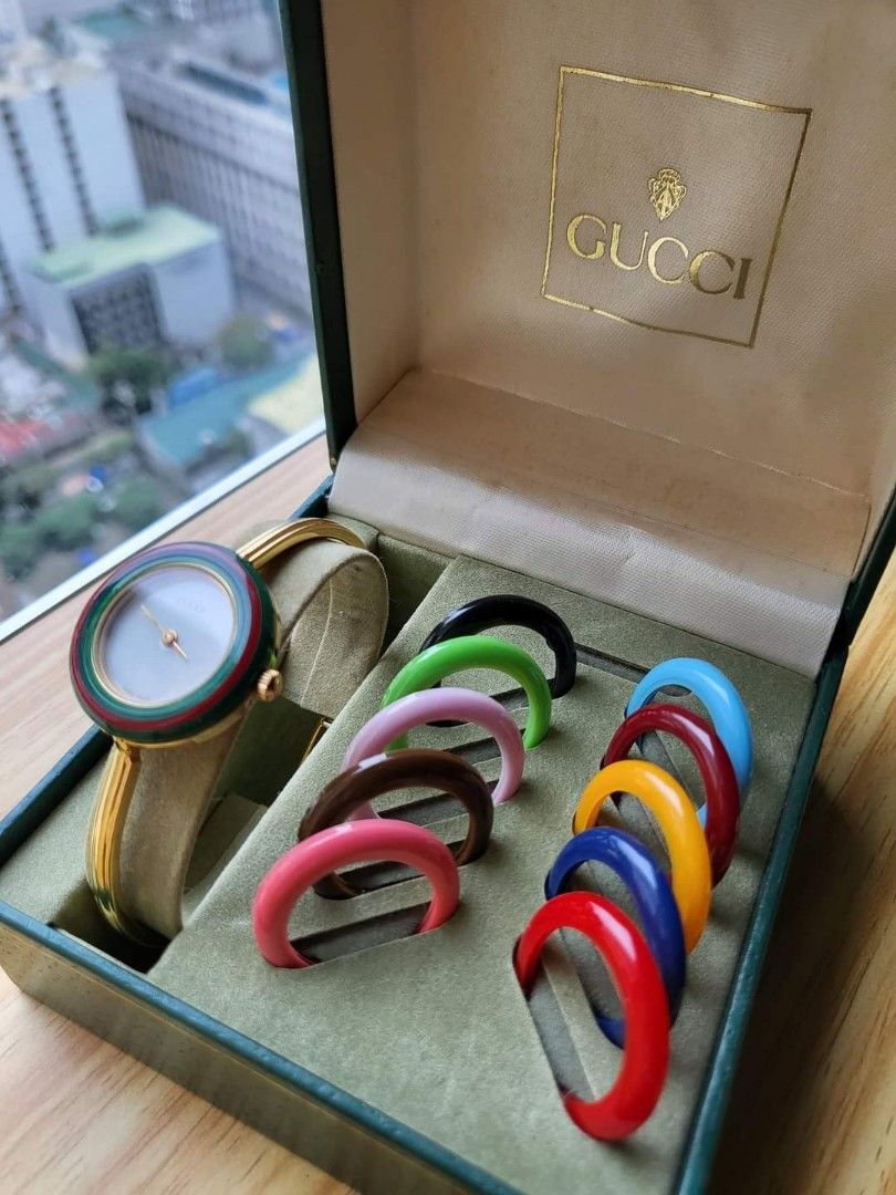 Gucci bangle watch vintage store