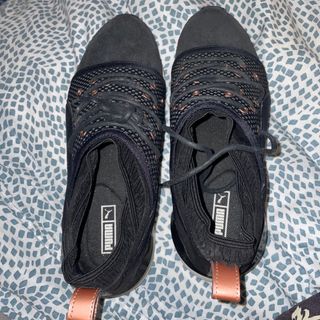 (Category: ) located in . Submitted by aisyahnthrift (Listing ID 1210380752, Image 1). Description: .