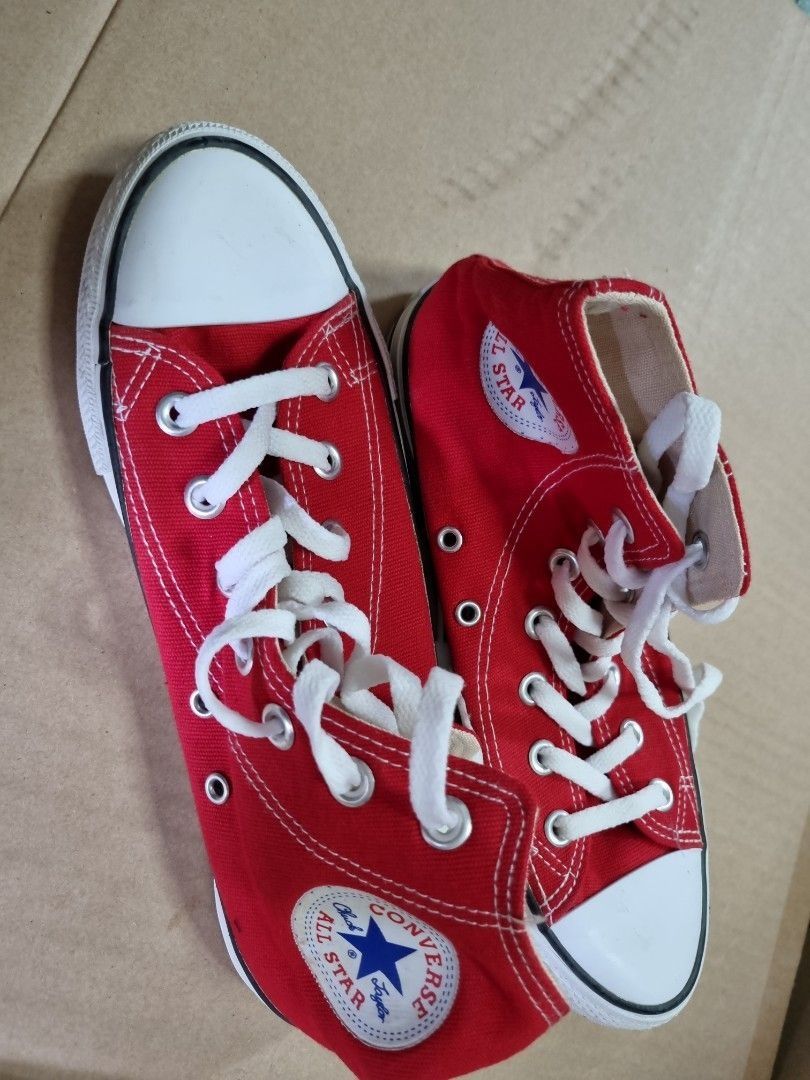 Red high top shop chuck taylors