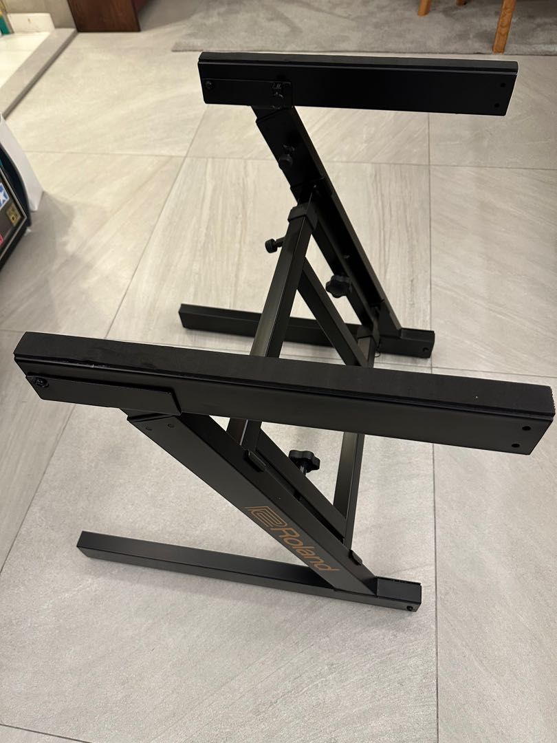 Roland Keyboard Stand KS10Z, 興趣及遊戲, 音樂、樂器 & 配件, 樂器配件 Carousell