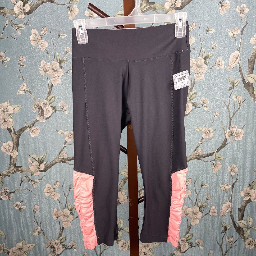 Marika tek capri leggings store