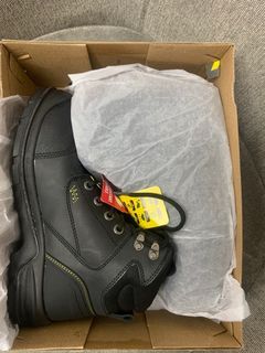 Safety joggers safety shoes
