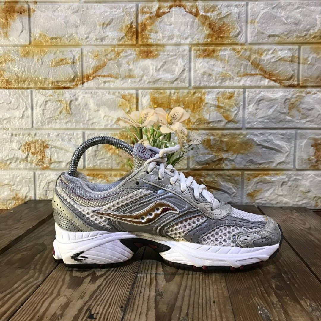 Harga saucony top grid 9000